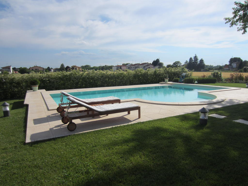 Marinella B&B Cornale Esterno foto