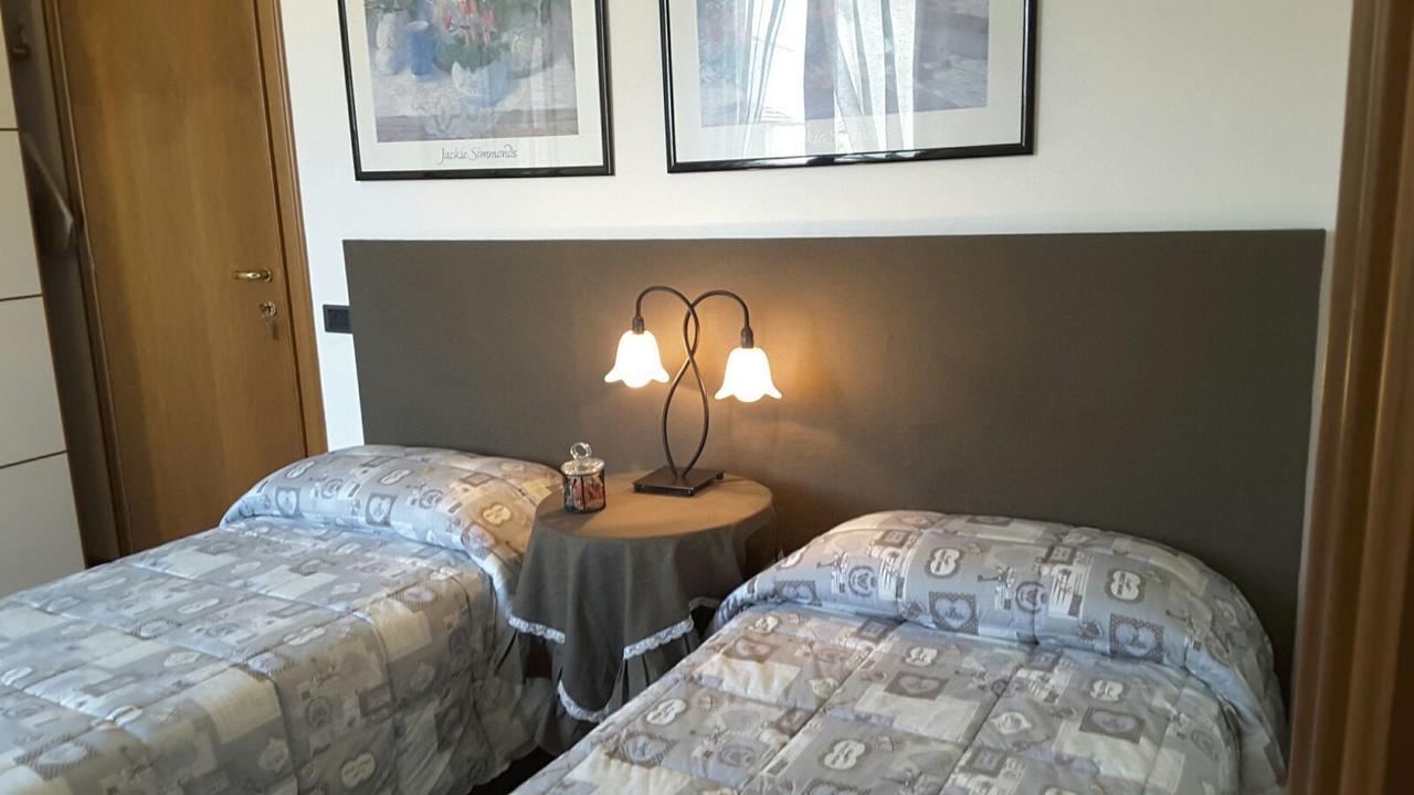 Marinella B&B Cornale Esterno foto